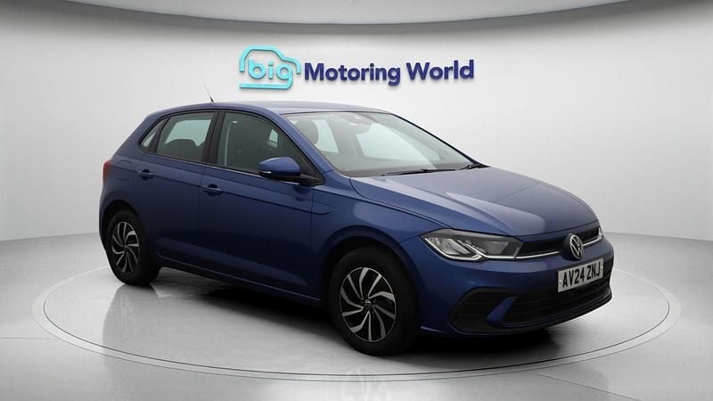 Used 2024 VW Polo S | £18,200 (Good price) - Image 1/4