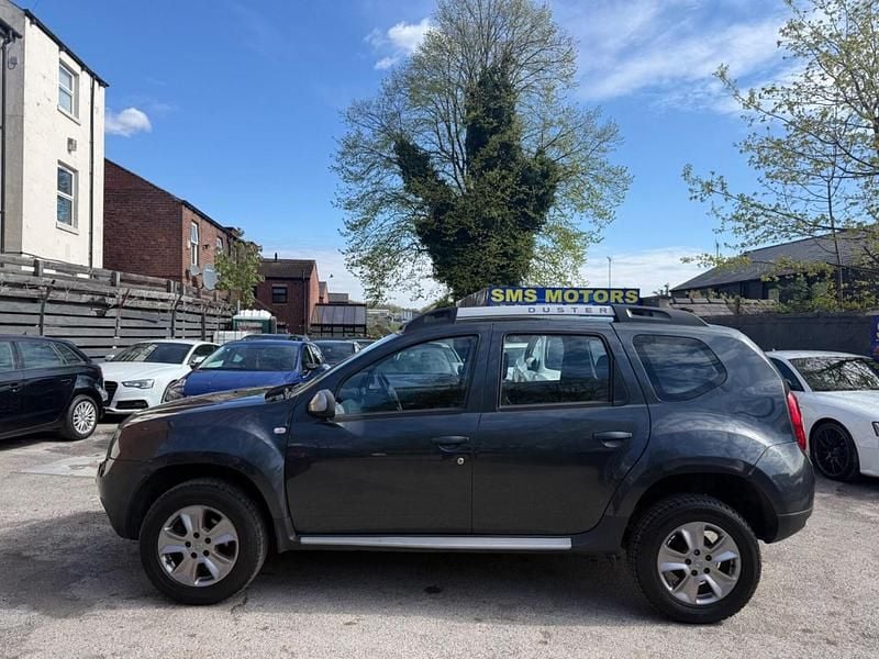 Used Dacia Duster Lauréate 110 HP (80 kW) 2015 Grey SUV