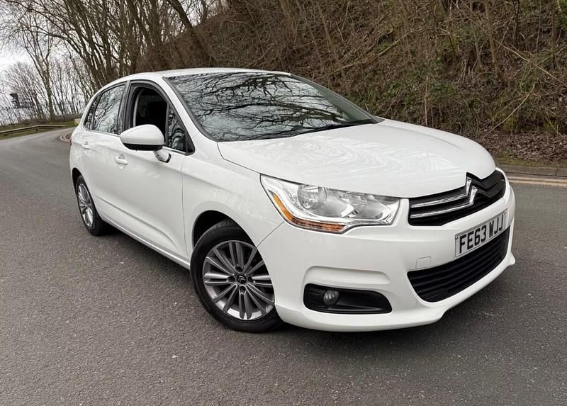 White Used 2013 Citroën C4 VTR Sport Hatchback | £2,990 (Fair price) - Image 1/4