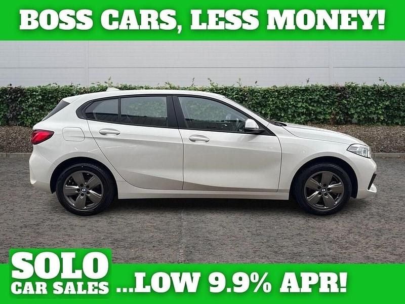 Used BMW 118 Efficient Dynamics 136 HP (100 kW) 2022 White Hatchback