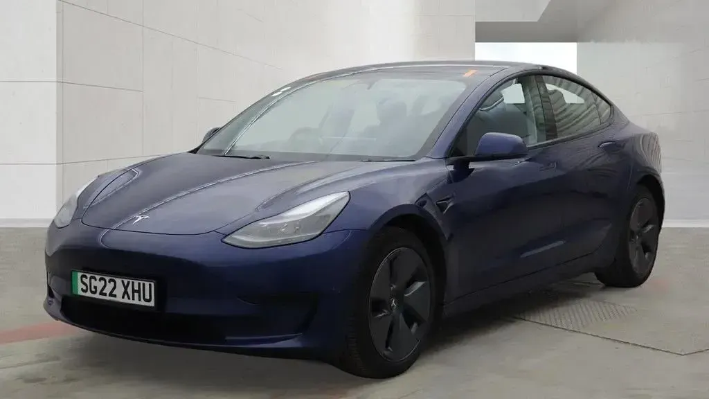 Used Tesla Model 3 Standard Range 235 kW (320 HP) 2022 Sedan