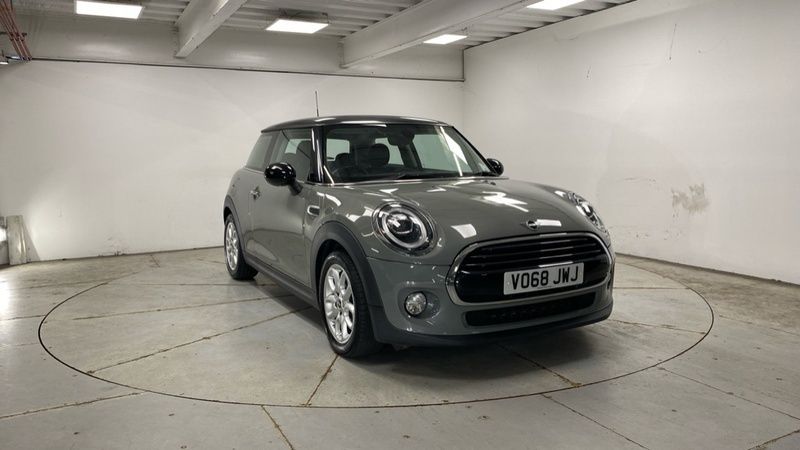 Grey Used 2018 Mini Cooper Hatch Hatchback | £12,450 (Fair price) - Image 1/4