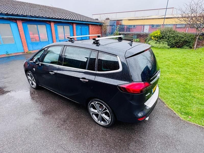 Used Vauxhall Zafira Elite 165 HP (121 kW) 2012 Black MPV