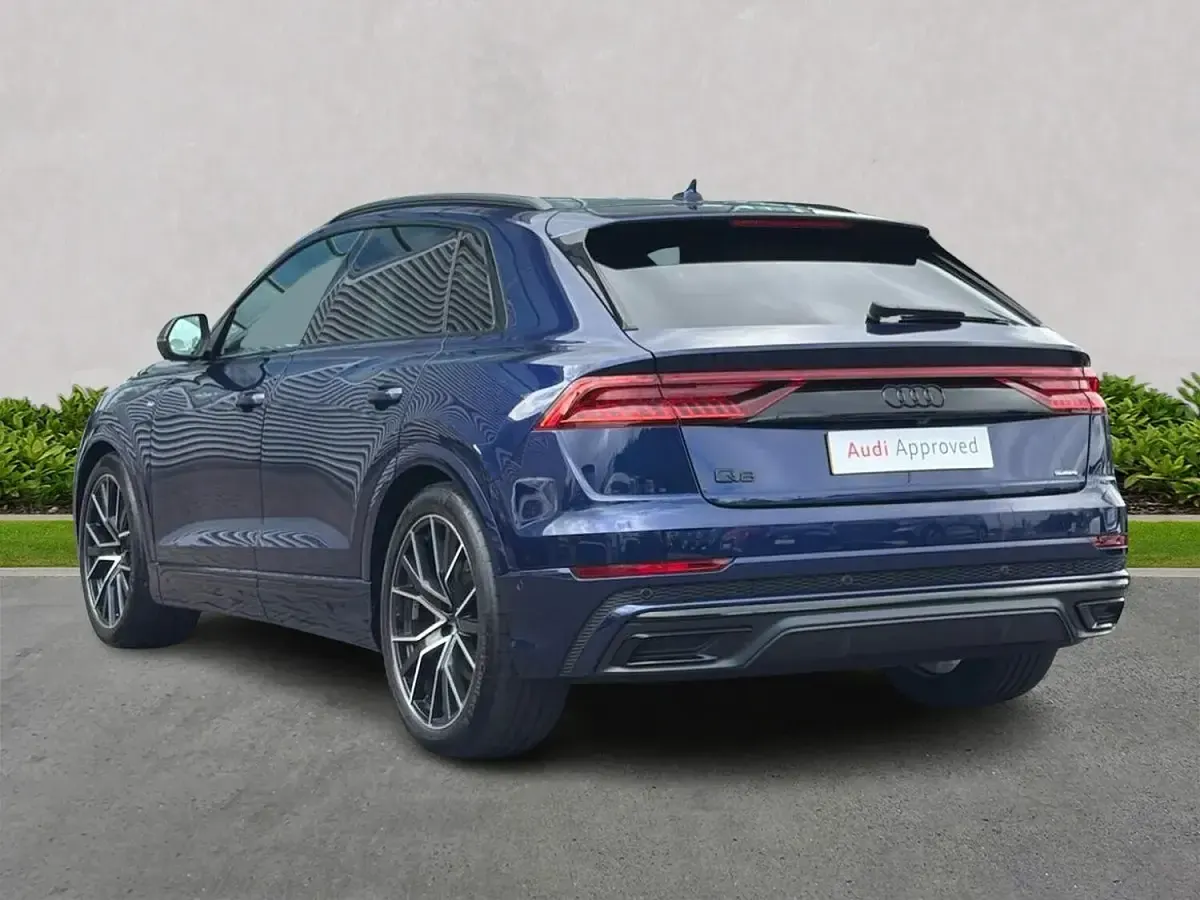 Used Audi Q8 Black Edition 286 HP (210 kW) 2023 Blue SUV