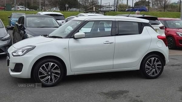 Used Suzuki Swift SZ-L 83 HP (61 kW) 2023 White Hatchback