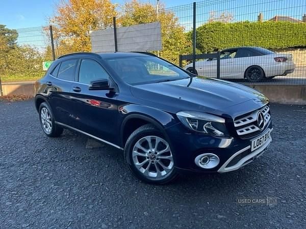 Blue Used 2018 Mercedes 200 SE Estate | £11,495 (Fair price) - Image 1/4