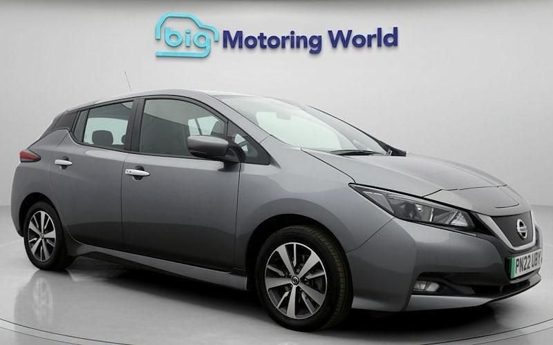 Used 2021 Nissan Leaf Acenta Hatchback | £8,800 (Fair price) - Image 1/4