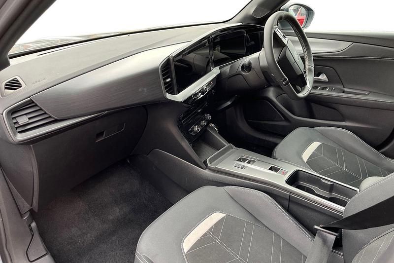 Used Vauxhall Mokka Ultimate 130 HP (95 kW) 2025 Grey SUV