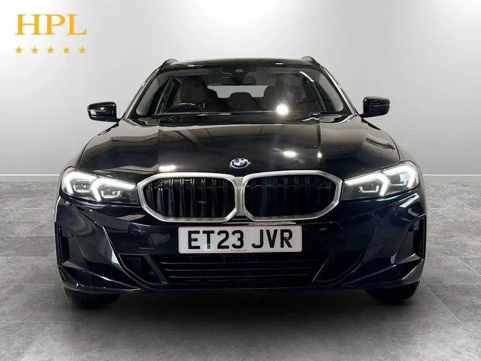 Used BMW 330e Sport Line 292 HP (214 kW) 2023 Black Estate