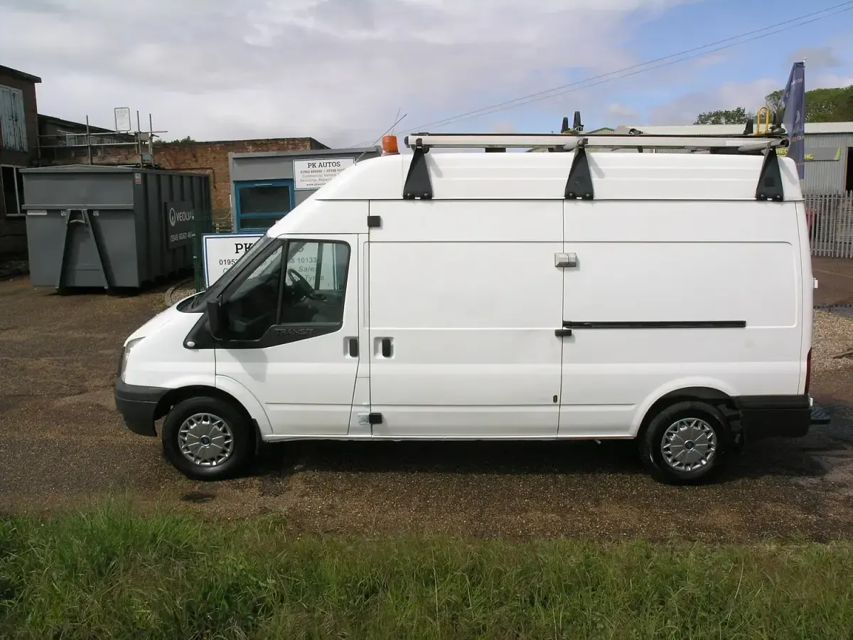 Used Ford Transit 125 HP (91 kW) 2014 White Van