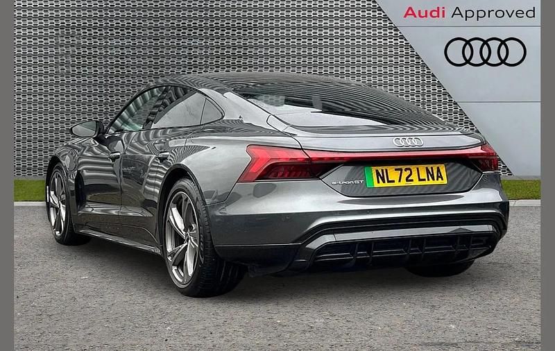 Used Audi e-tron GT quattro Comfort 384 kW (523 HP) 2022 Grey Sedan