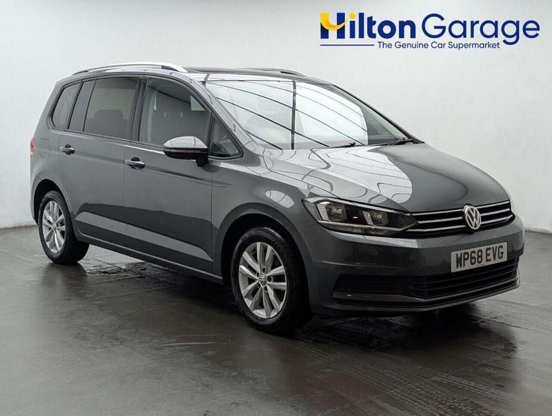 Used VW Touran Family 116 HP (85 kW) 2018 Grey MPV