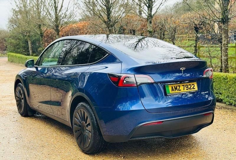 Used Tesla Model Y Long Range AWD 378 kW (514 HP) 2023 Blue SUV