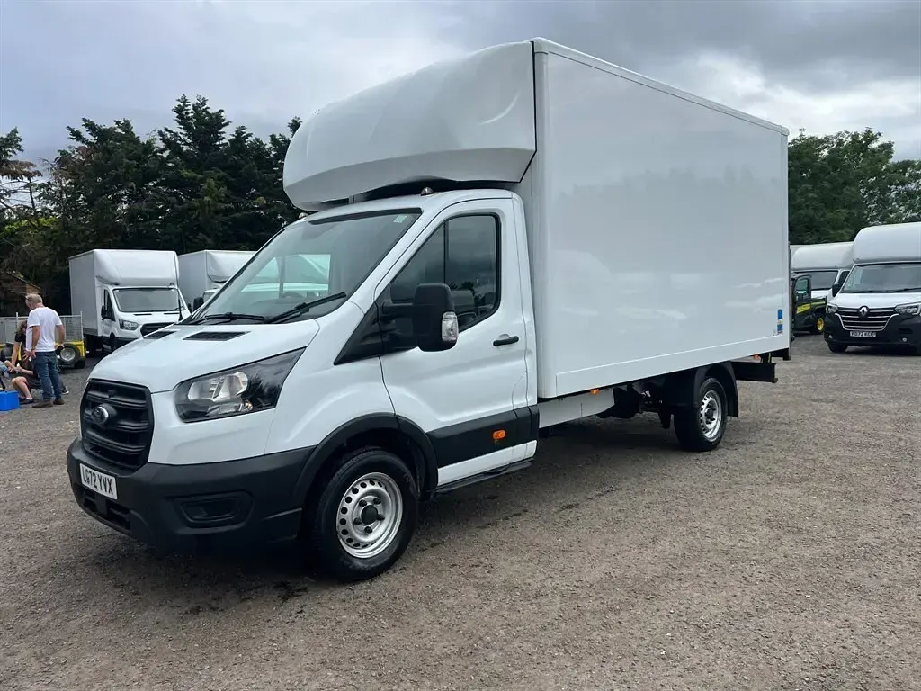 Used Ford Transit 130 HP (95 kW) 2022 White Cabriolet
