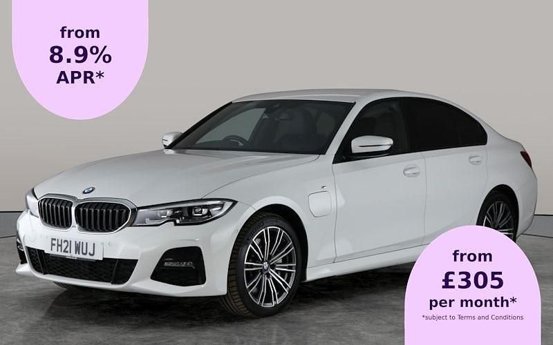 Used 2022 BMW 330e M Sport Sedan | £21,013 (Good price) - Image 1/2