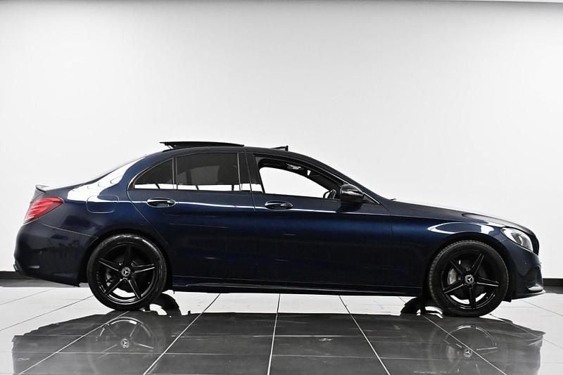 Used Mercedes C220 AMG Line Premium Plus 170 HP (125 kW) 2018 Blue Sedan
