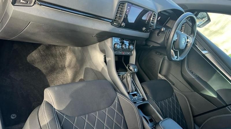 Used Skoda Karoq SportLine 150 HP (110 kW) 2024 Grey SUV