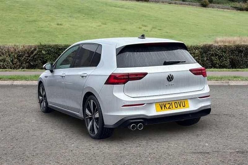 Second-hand VW Golf VIII GTD 200 CP (147 kW) 2021