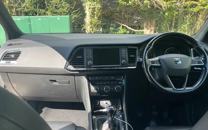 Begagnad Seat Ateca Comfort 150 HK (110 kW) 2017 Vit SUV