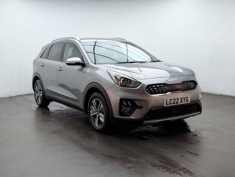 Used Kia Niro 139 HP (102 kW) 2022 Grey SUV