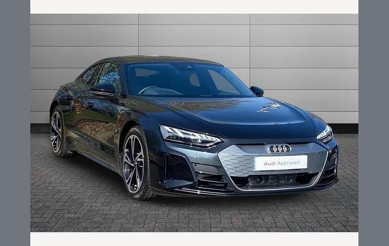 Used Audi e-tron GT quattro Comfort 384 kW (523 HP) 2023 Black Sedan