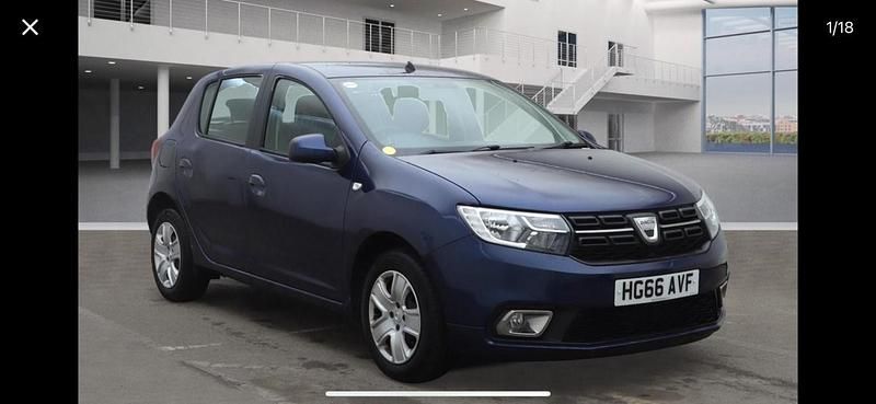 Blue Used 2017 Dacia Sandero Lauréate Hatchback | £6,495 (Fair price) - Image 1/4