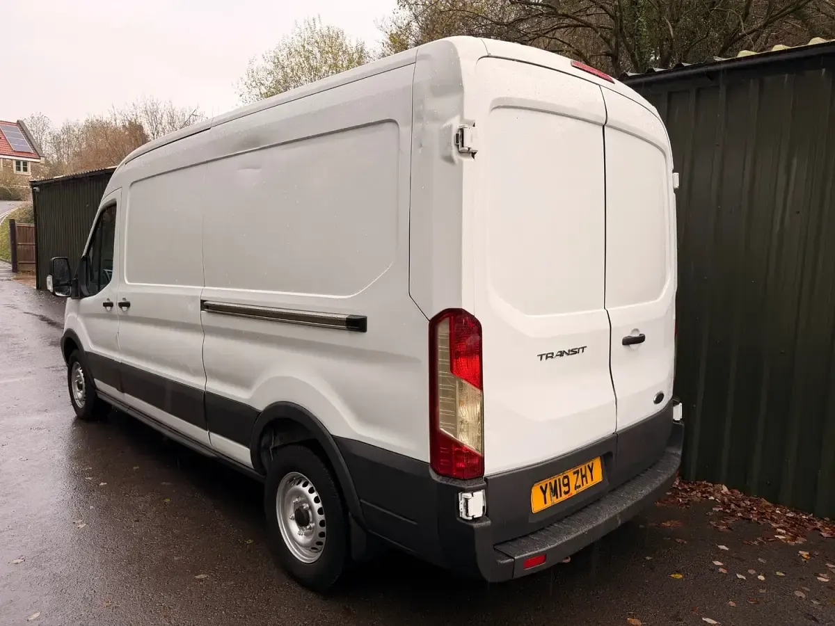 Used Ford Transit 130 HP (95 kW) 2019 White Van