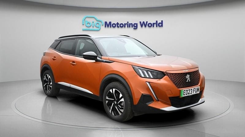 Used Peugeot e-2008 GT 98 kW (134 HP) 2023 Orange SUV