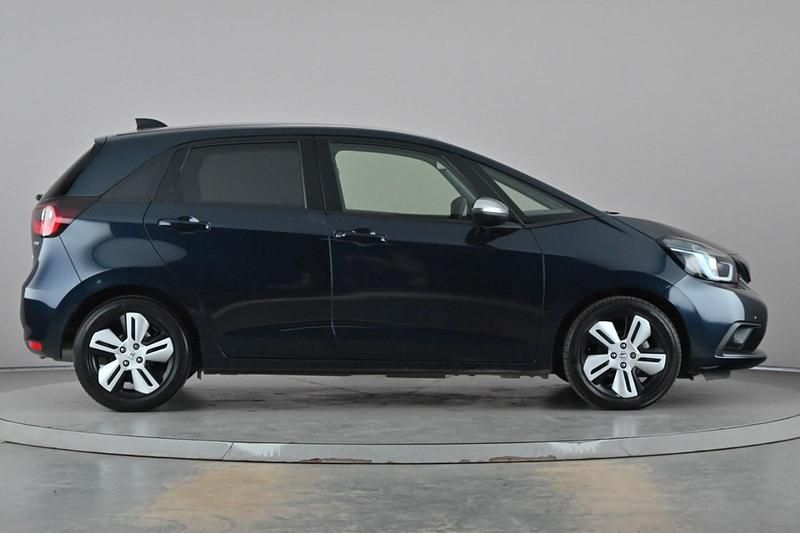 Used Honda Jazz Hybrid 109 HP (80 kW) 2021 Blue Hatchback