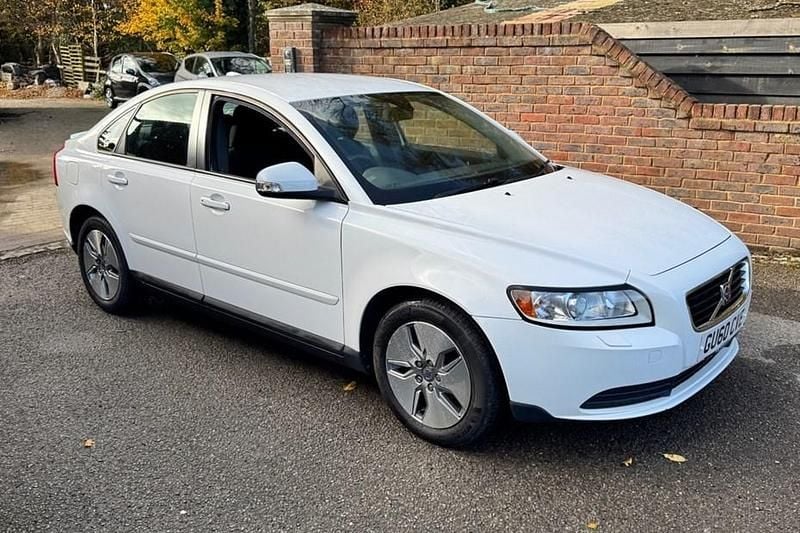 White Used 2010 Volvo S40 Sedan | £3,995 (A bit pricey) - Image 1/1