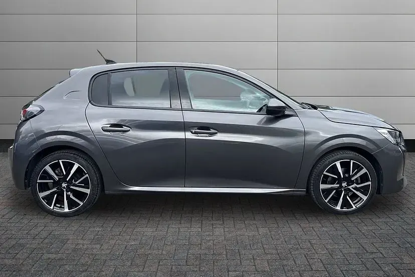 Used Peugeot 208 Allure 100 HP (73 kW) 2020 Nimbus grey Hatchback