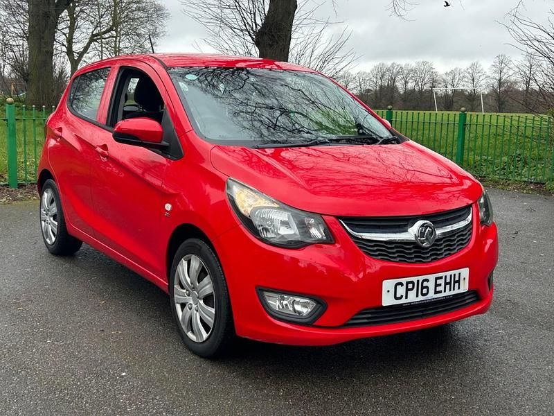 Second-hand Vauxhall Viva 75 CP (55 kW) 2016 Roșu Hatchback