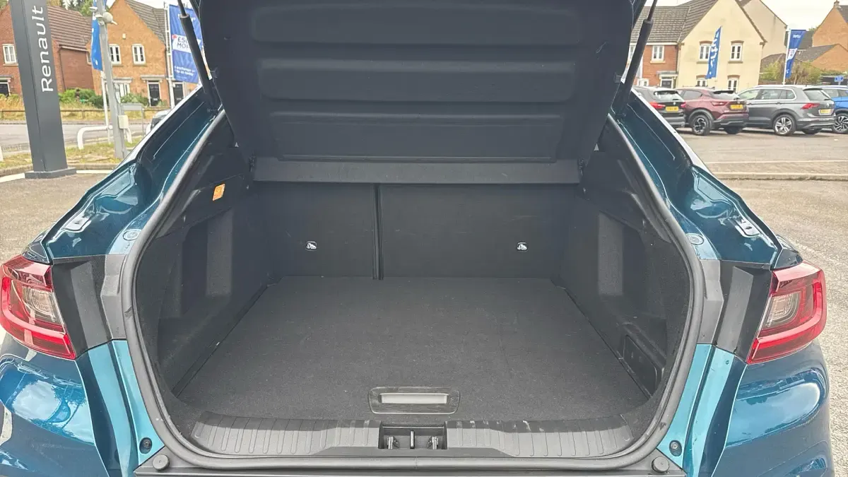 Used Renault Arkana R.S. 142 HP (104 kW) 2022 Blue SUV