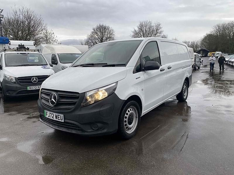 Used Mercedes e-Vito Progressive 85 kW (116 HP) 2022 White MPV