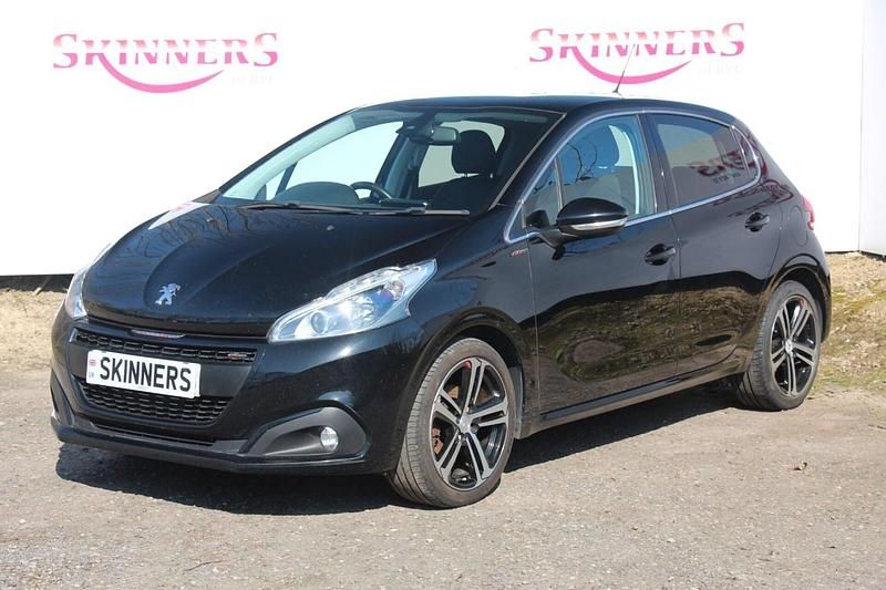 Used Peugeot 208 GT-line 110 HP (80 kW) 2019 Black Hatchback