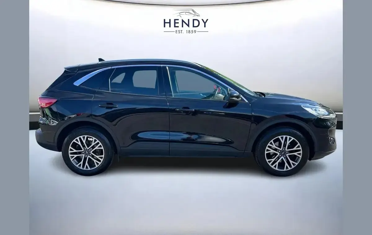 Used Ford Kuga Titanium 147 HP (108 kW) 2023 Black SUV