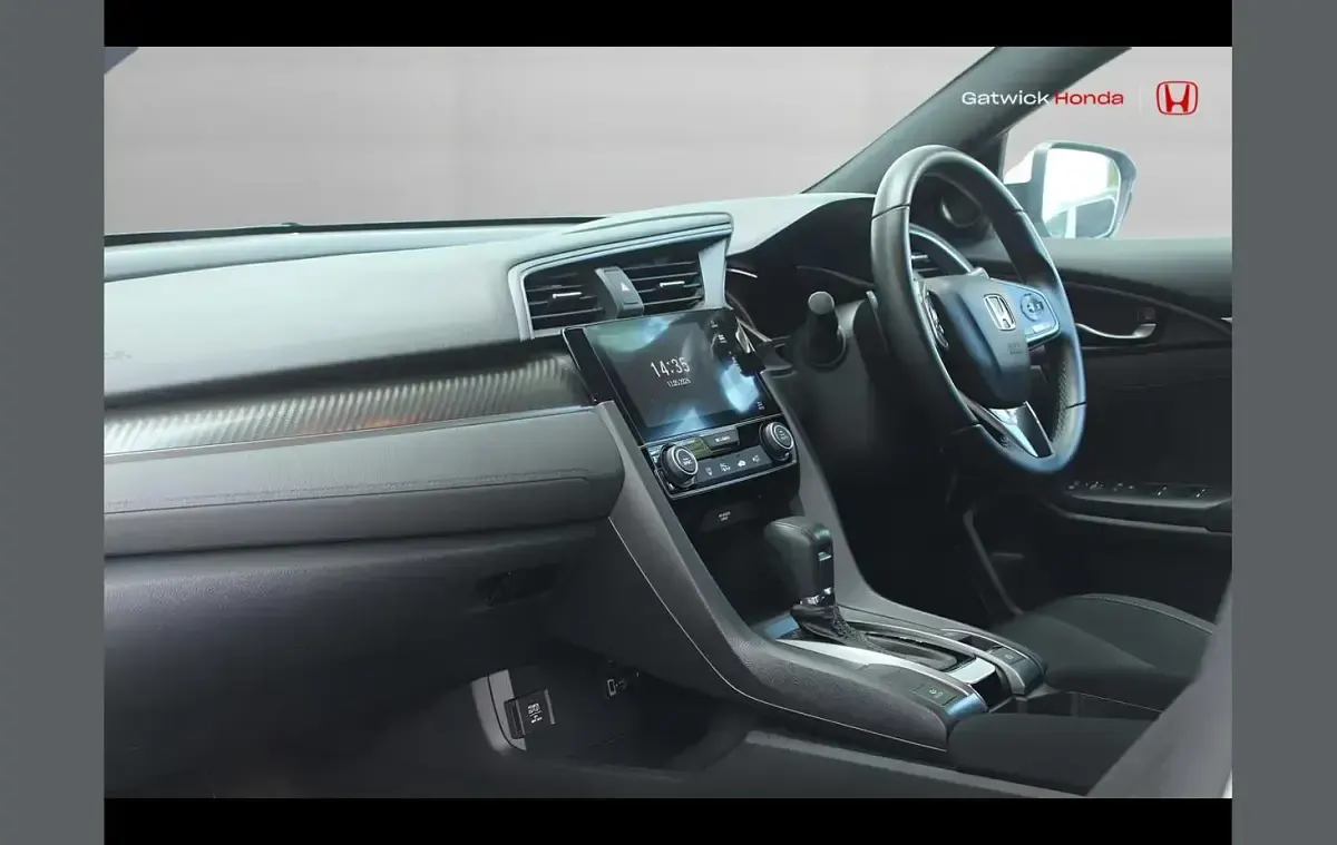Gebraucht Honda Civic Sport 180 PS (132 kW) 2017 Weiß Kleinwagen