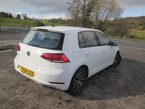 Second-hand VW Golf VII SE 115 CP (84 kW) 2018 Alb Hatchback
