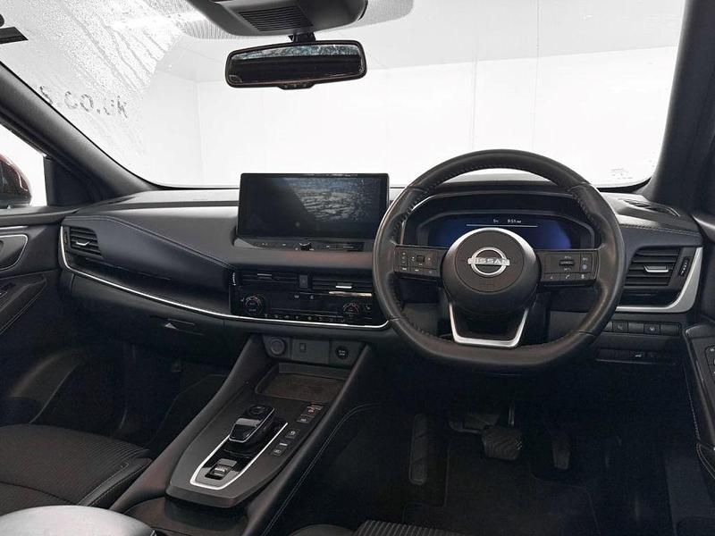 Used Nissan Qashqai Tekna 190 HP (139 kW) 2023 Red SUV