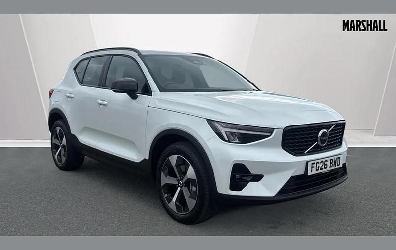 Used Volvo XC40 Plus 161 HP (118 kW) 2026 White SUV