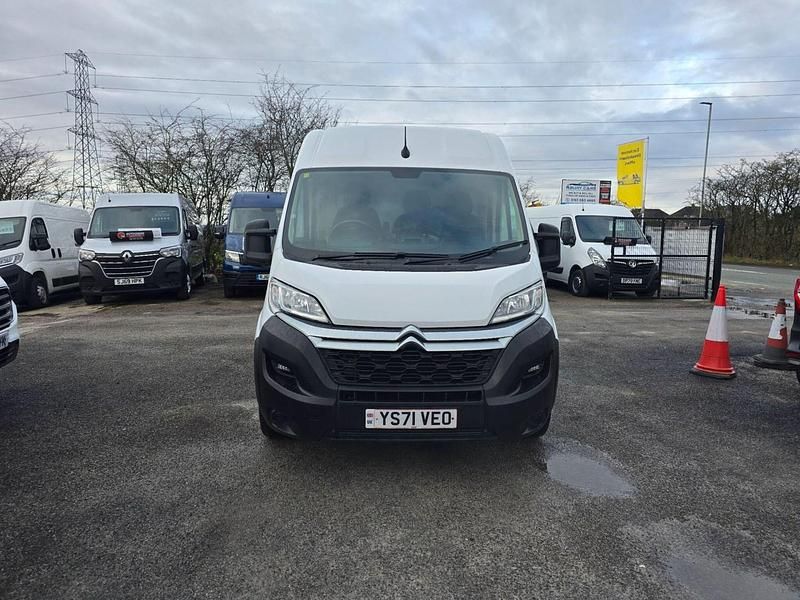 Usado Citroën Relay 140 HP (102 kW) 2021 Branco Van