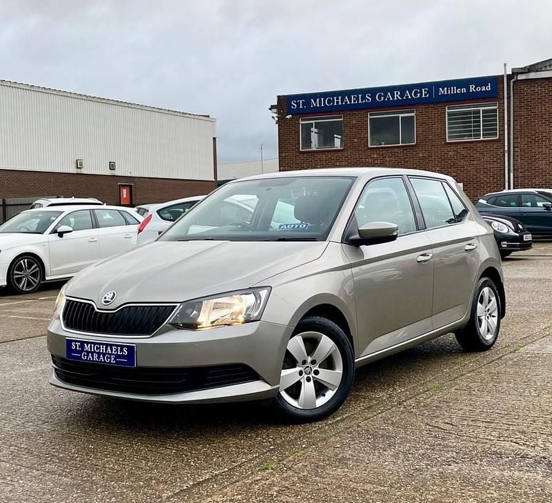 Beige Used 2015 Skoda Fabia SE Hatchback | £10,695 (Fair price) - Image 1/4