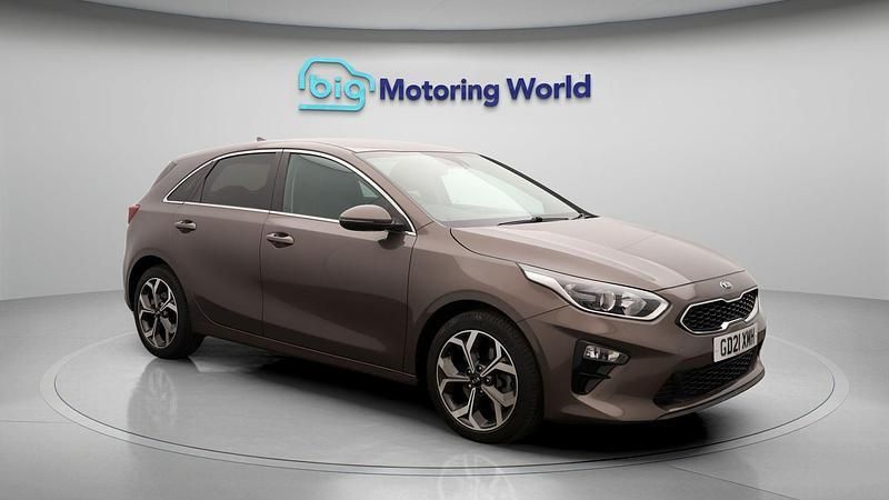 Used 2021 Kia Ceed 2 | £16,100 (Fair price) - Image 1/4