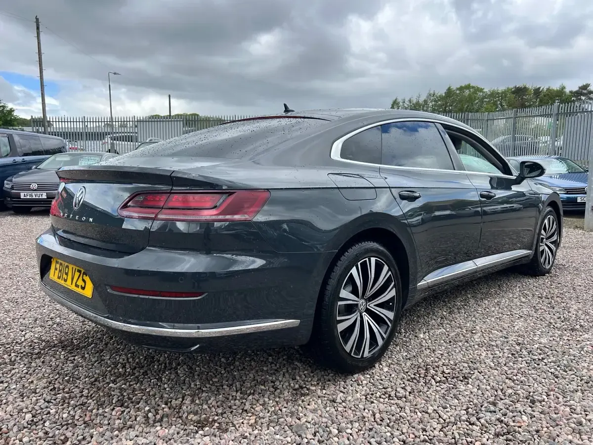 Used VW Arteon Elegance 150 HP (110 kW) 2019 Grey Hatchback