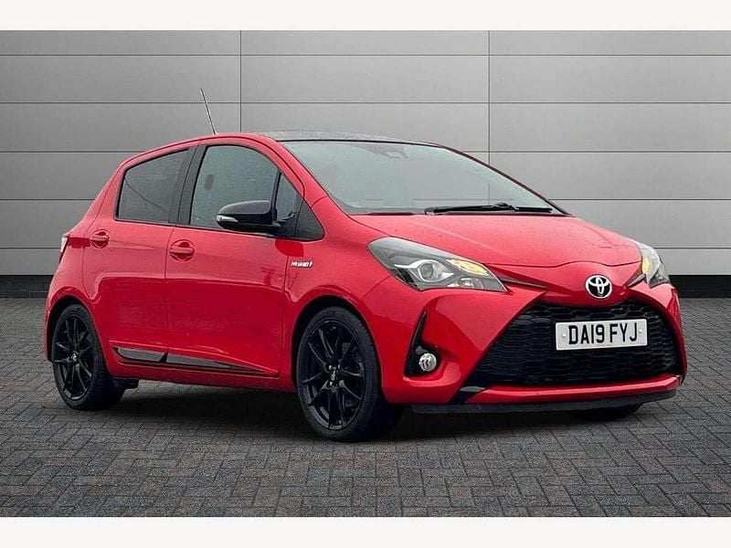 Other Used 2019 Toyota Yaris Hybrid Sport Hatchback | £13,350 (Fair price) - Image 1/4