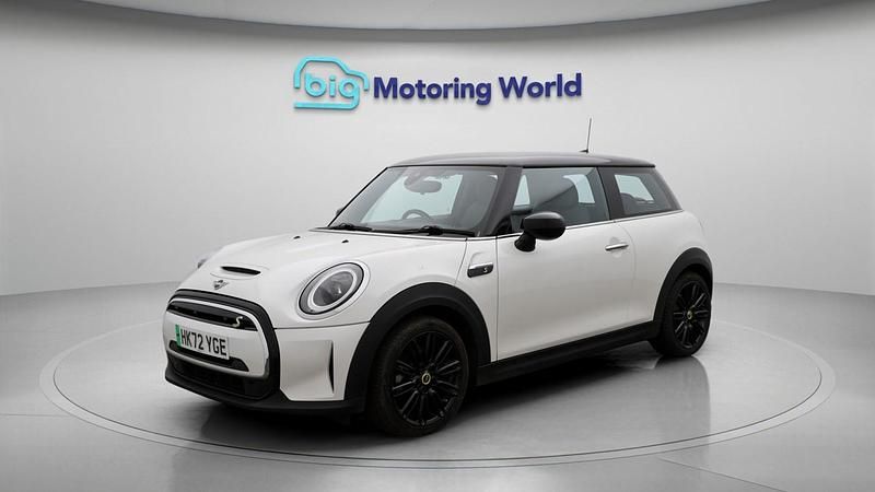 Used Mini Cooper S Hatch 135 kW (184 HP) 2022 White Hatchback