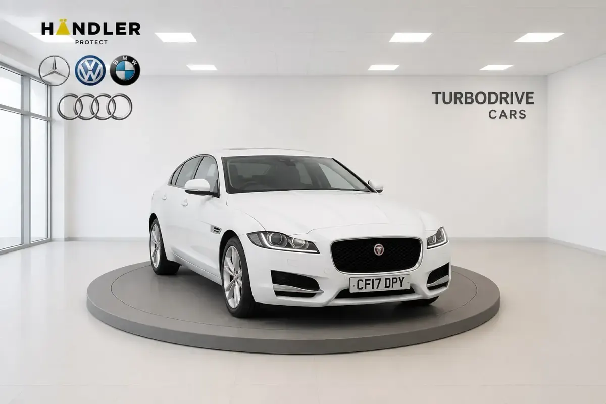 Gebraucht Jaguar XF R-Sport 180 PS (132 kW) 2017 Weiß Limousine