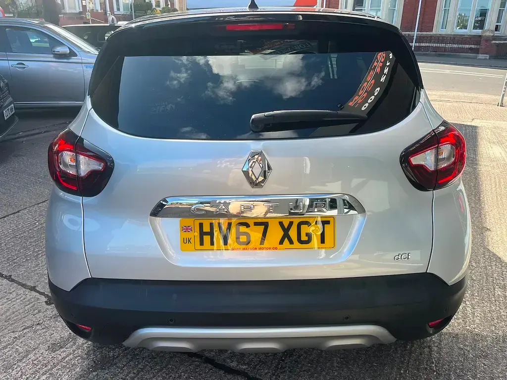 Used Renault Captur Dynamique 2017 Silver SUV
