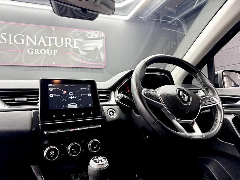 Used Renault Captur Play 100 HP (73 kW) 2021 Blue/black SUV