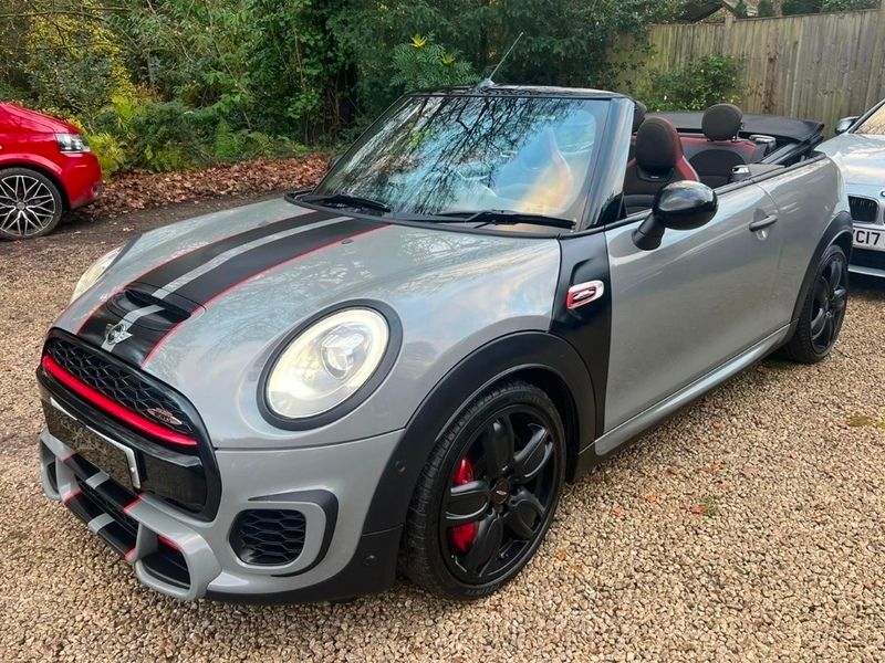 Used 2017 Mini John Cooper Works Hatchback | £14,990 (Fair price) - Image 1/4